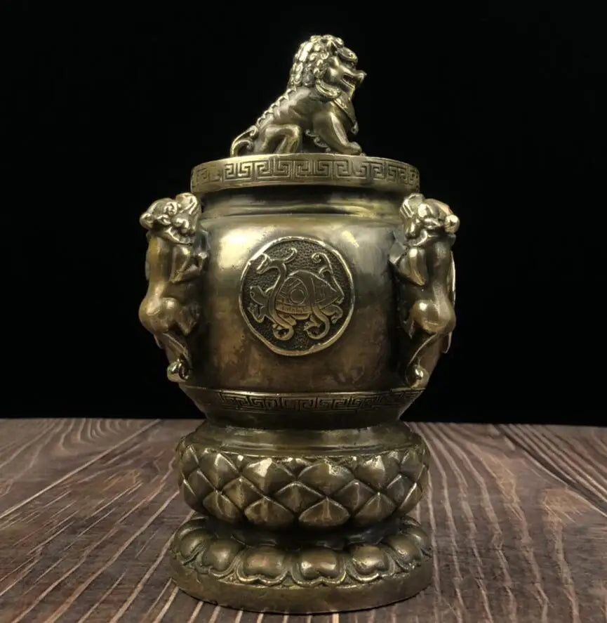 China archaize brass lion jar crafts statue