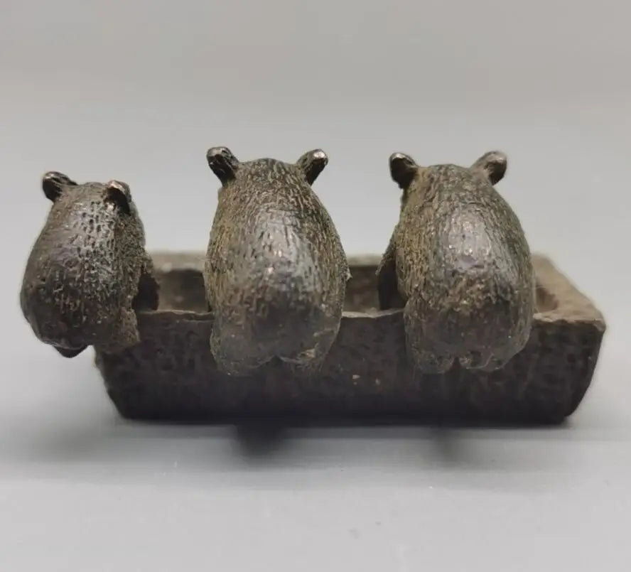 China archaize brass three little pigs small crafts statue
