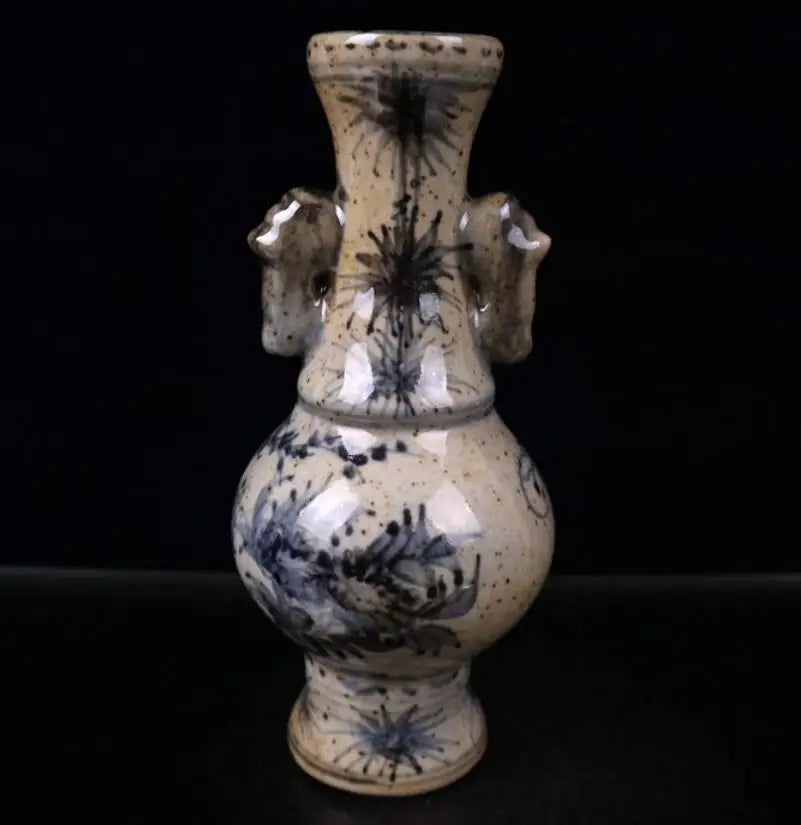 China archaize seiko Blue and white ceramic double ear vase crafts statue