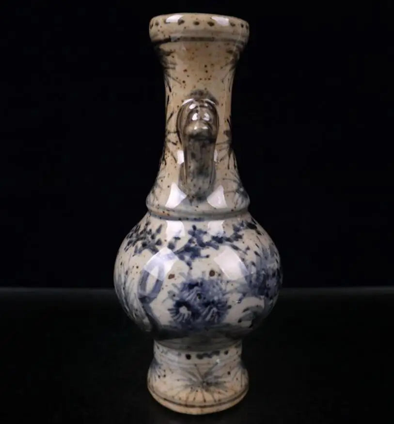 China archaize seiko Blue and white ceramic double ear vase crafts statue