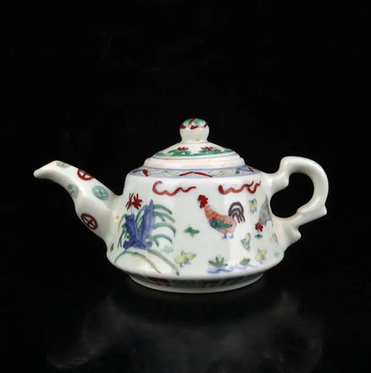 China beautiful ceramic teapot crafts statue