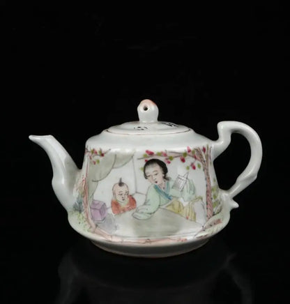 China beautiful ceramic teapot crafts statue