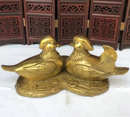 China brass Heart shape Mandarin duck crafts statue