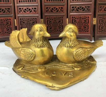 China brass Heart shape Mandarin duck crafts statue