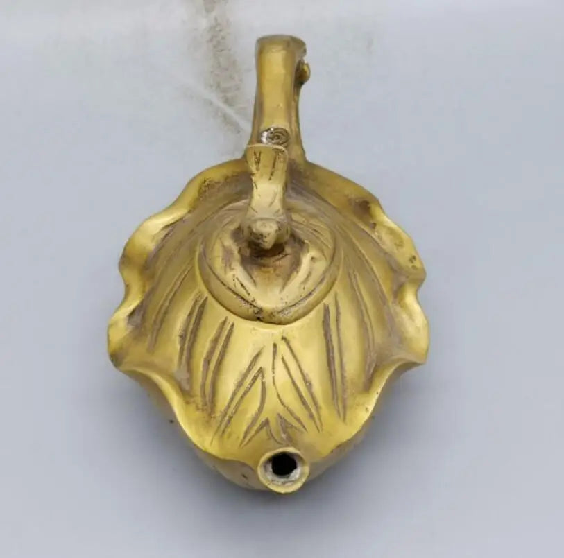 China brass Leaves shape teapot crafts statue