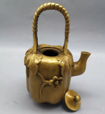 China brass Loofah shape teapot crafts statue