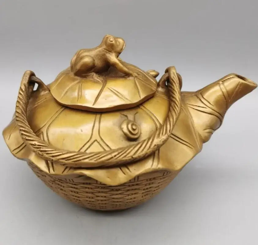 China brass Lotus leaf  frog teapot crafts statue