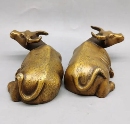 China brass Lying cow crafts statue A pair