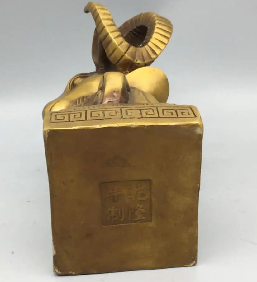 China brass Seiko sheep head wealth crafts statue