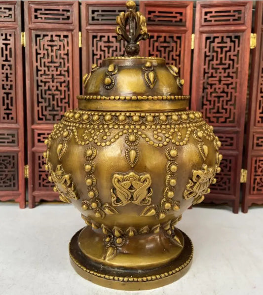 China brass archaize Eight Treasure Jar crafts statue