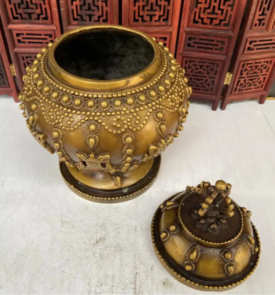 China brass archaize Eight Treasure Jar crafts statue