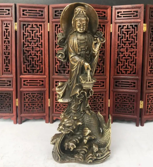 China brass archaize Hand basket Guanyin crafts statue