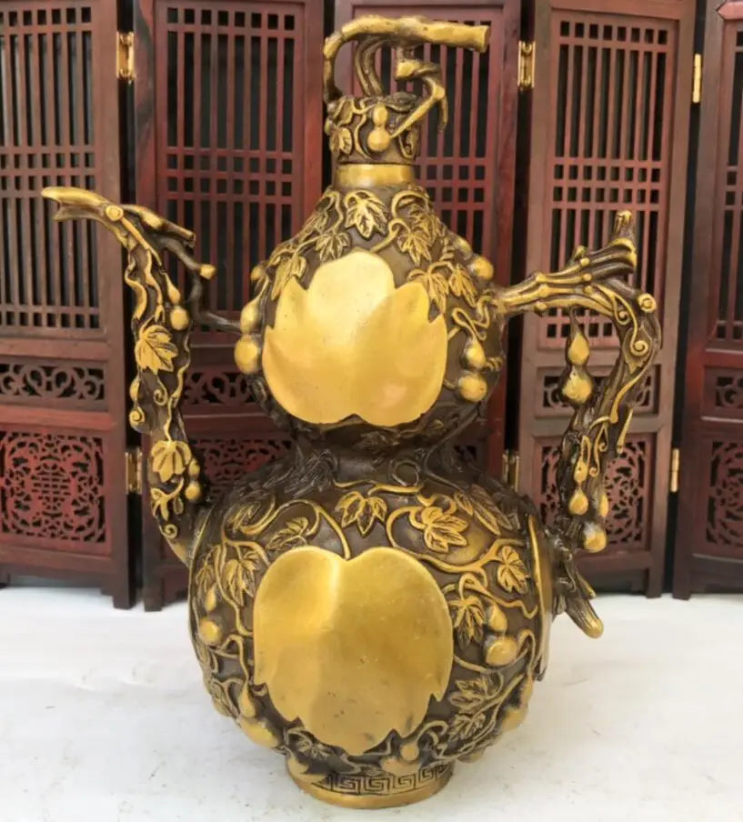 China brass archaize gourd wine pot crafts statue