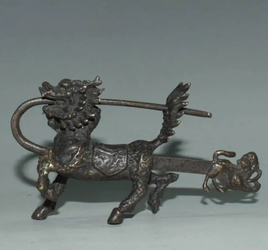 China brass archaize kirin lock crafts statue