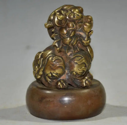 China brass archaize lion seal crafts statue