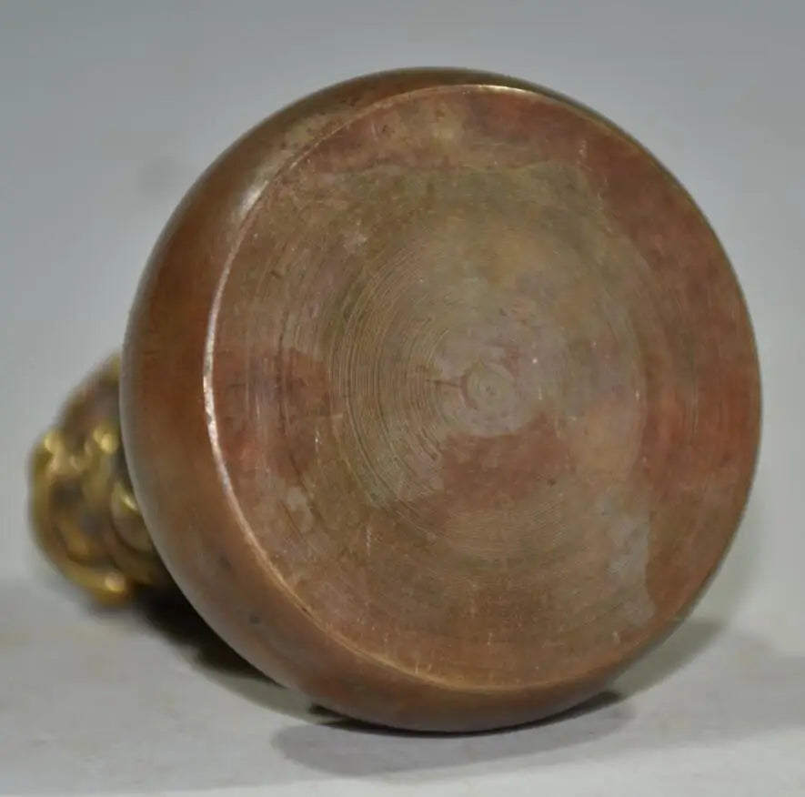 China brass archaize lion seal crafts statue