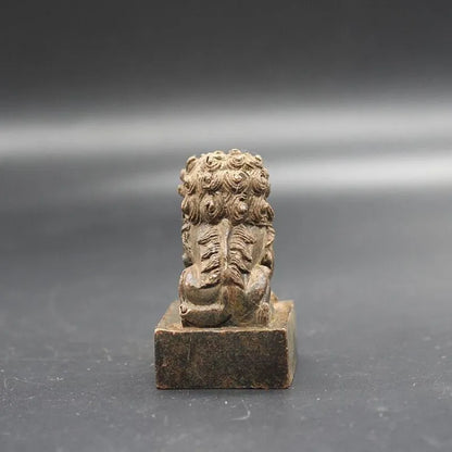China brass archaize lion seal small crafts statue
