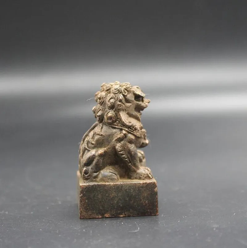 China brass archaize lion seal small crafts statue