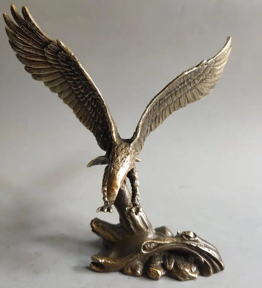 China brass archaize male eagle Spread wings crafts statue