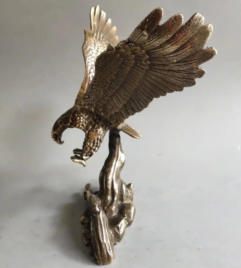 China brass archaize male eagle Spread wings crafts statue