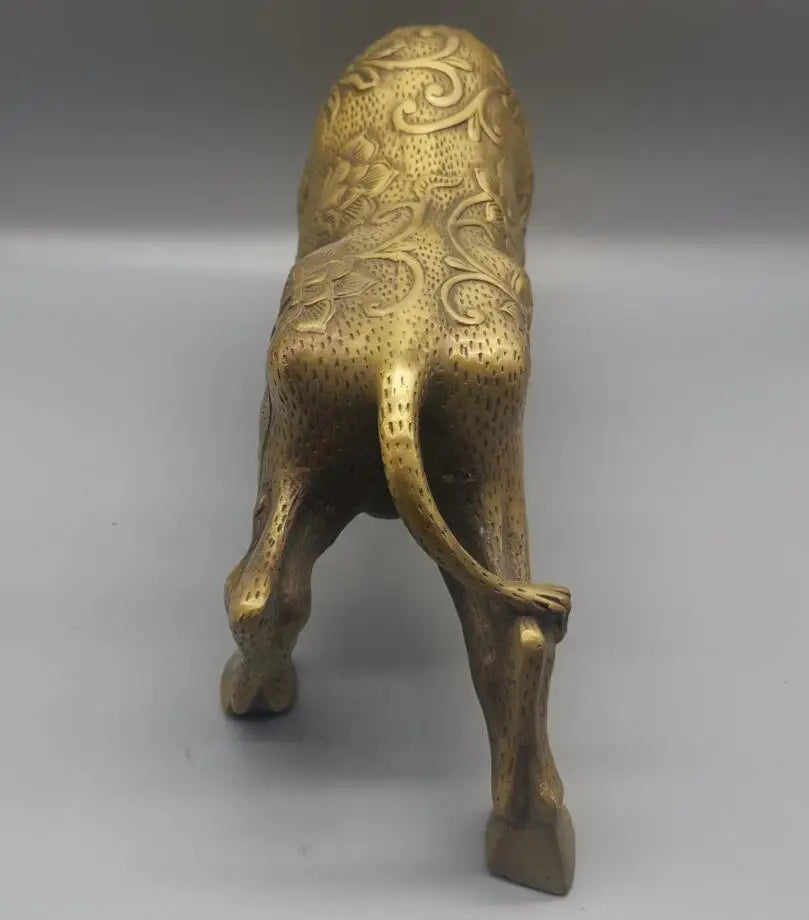 China brass archaize recruit wealth cow crafts statue