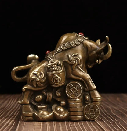 China brass archaize recruit wealth cow crafts statue