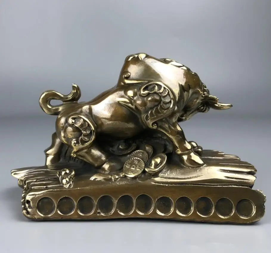 China brass archaize recruit wealth cow crafts statue