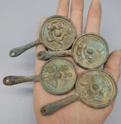 China brass archaize twelve zodiac Bronze mirror small crafts statue