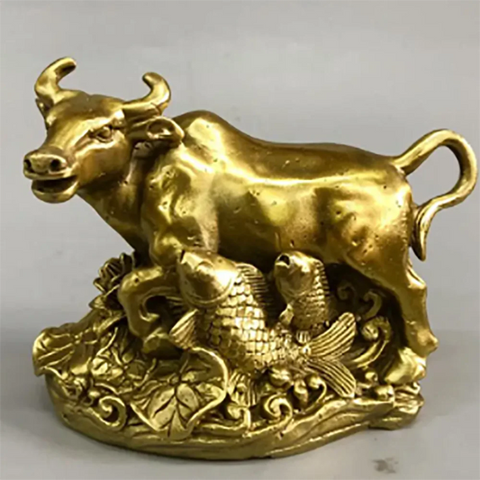 China brass auspicious cow crafts statue