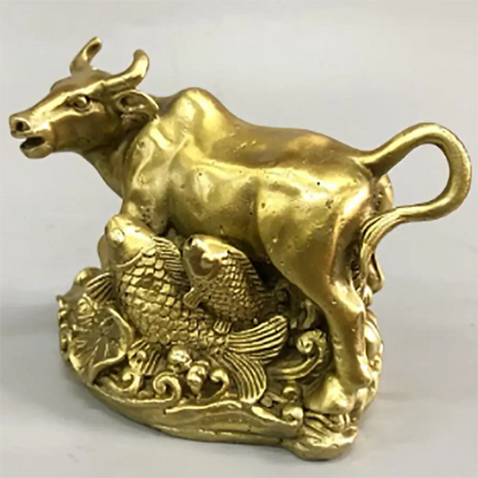 China brass auspicious cow crafts statue
