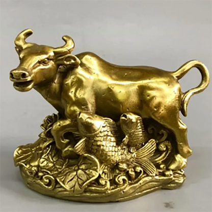 China brass auspicious cow crafts statue