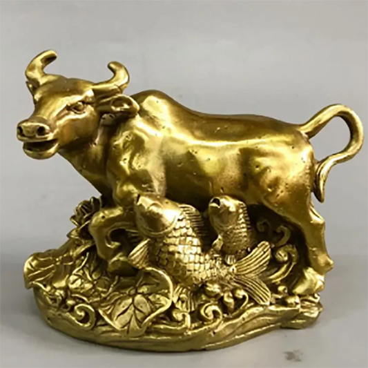 China brass auspicious cow crafts statue