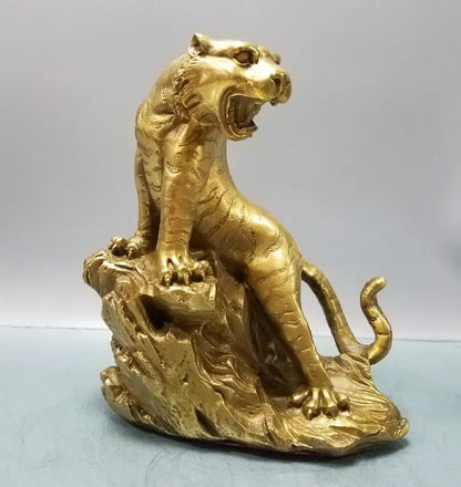 China brass climb mountains Tiger crafts statue