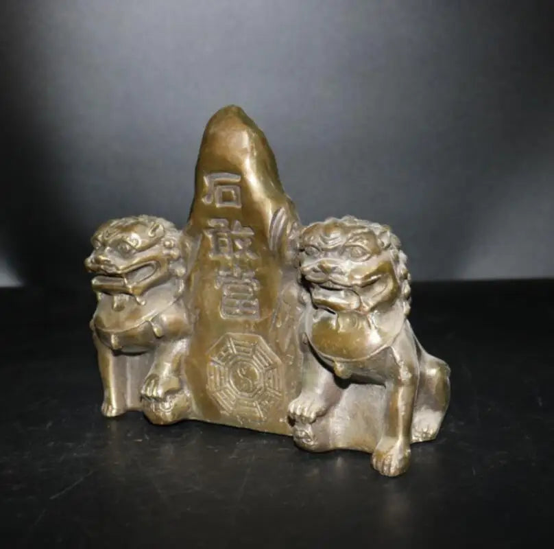 China brass double lion crafts statue