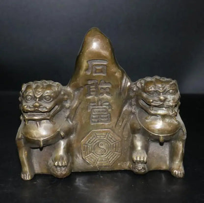China brass double lion crafts statue