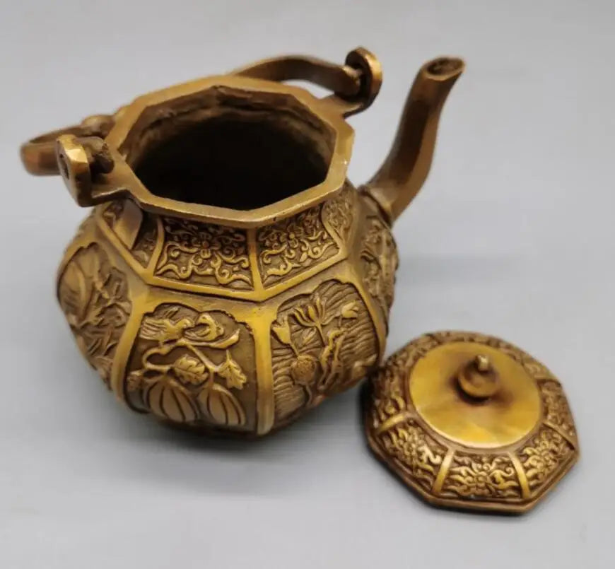 China brass eight treasure flagon crafts statue