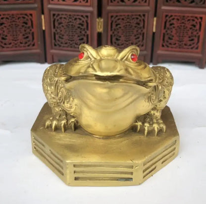 China brass eight trigrams gold toad crafts statue