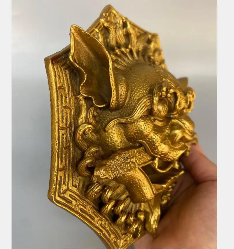 China brass eight trigrams lion head crafts statue