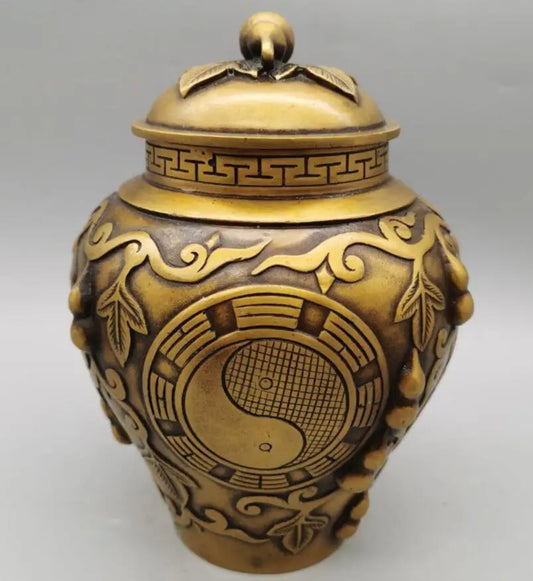 China brass gossip gourd jar crafts statue