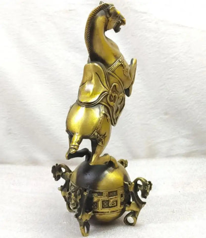 China brass horse Treads qiankun crafts statue