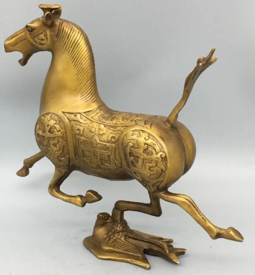 China brass horse stepped swallows crafts statue