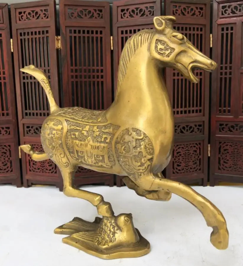 China brass horse stepped swallows crafts statue