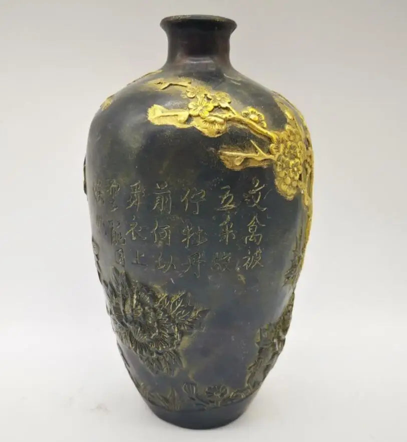 China brass magpies Plum blossom vase crafts statue