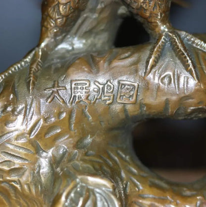 China brass male eagle show wing crafts statue