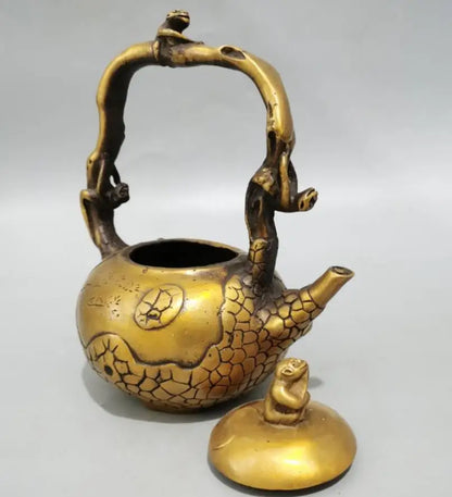 China brass monkey pine flagon crafts statue
