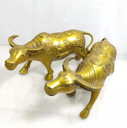 China brass recruit wealth cow crafts statue A pair