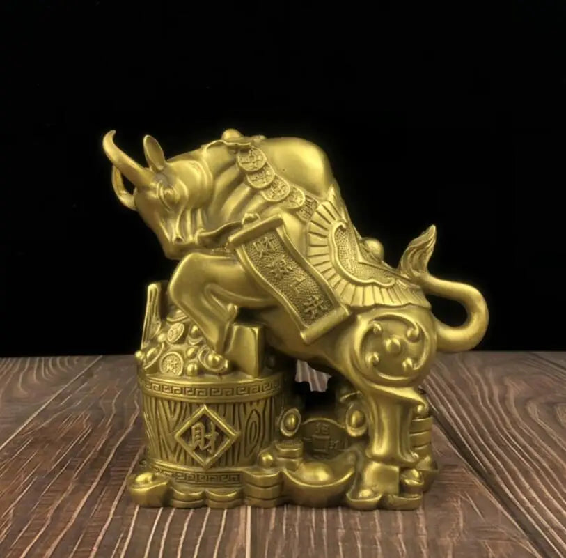 China brass recruit wealth cow crafts statue