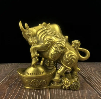 China brass recruit wealth cow crafts statue