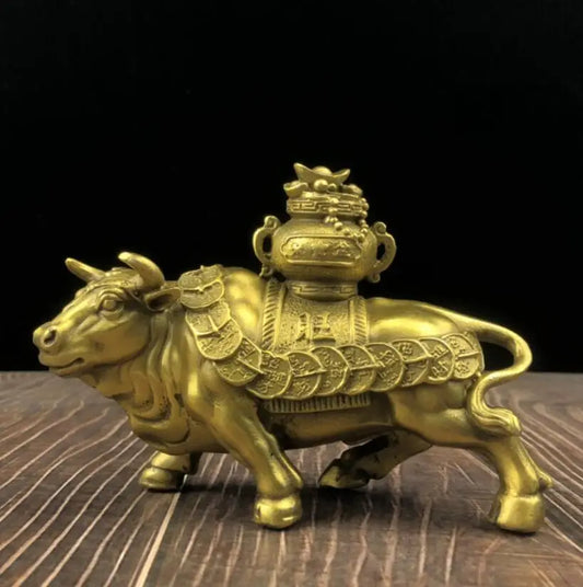 China brass recruit wealth cow crafts statue