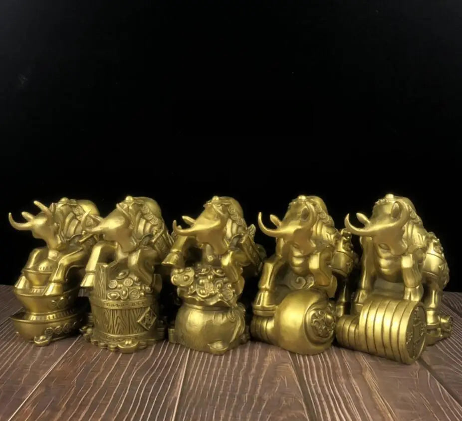 China brass recruit wealth cow crafts statue